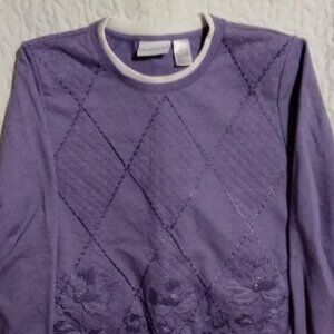 Alfred Dunner Women's Sweatshirt. Purple with Embroidered Flowers . Size Large